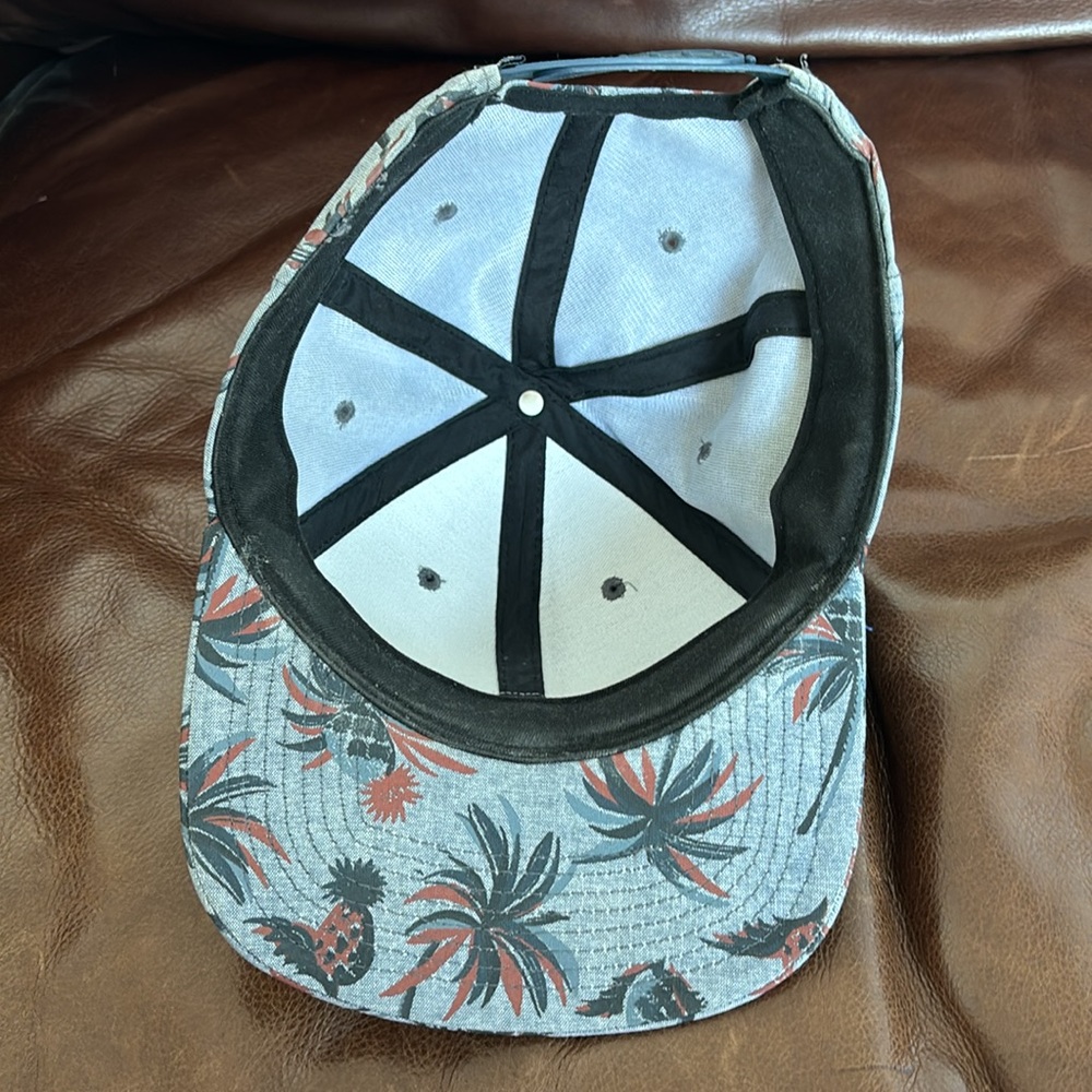Vans hat - Picture 2 of 3